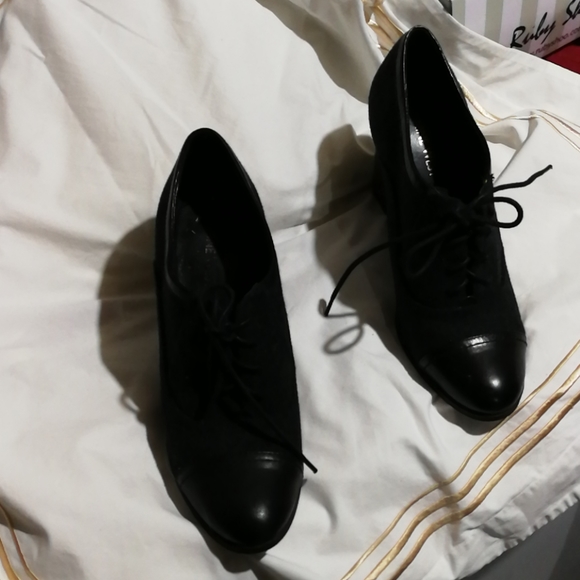 Nine West Oxford shoes - Picture 1 of 4